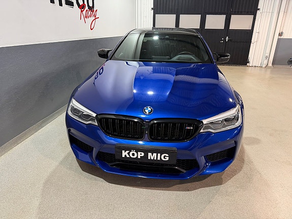 BMW M5 3 of 5