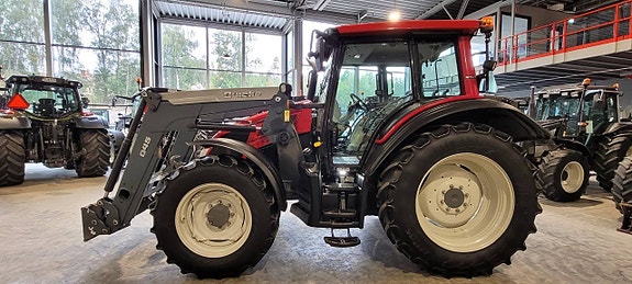 Valtra N103 HiTech 5 / Lastare / Frontlyft / Front PTO