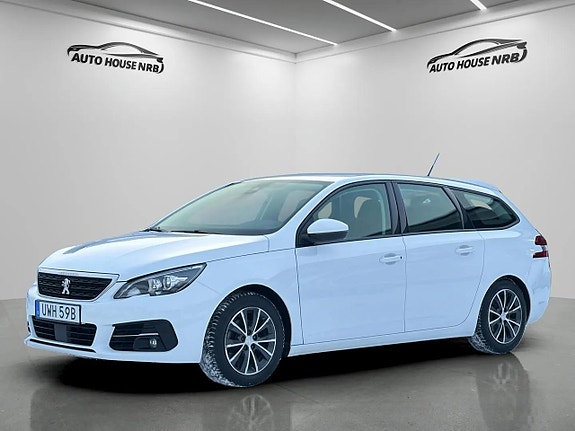 Peugeot 308 2 of 26