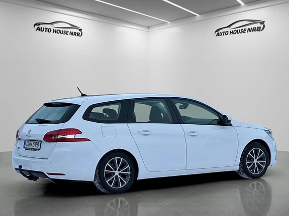 Peugeot 308 10 of 26