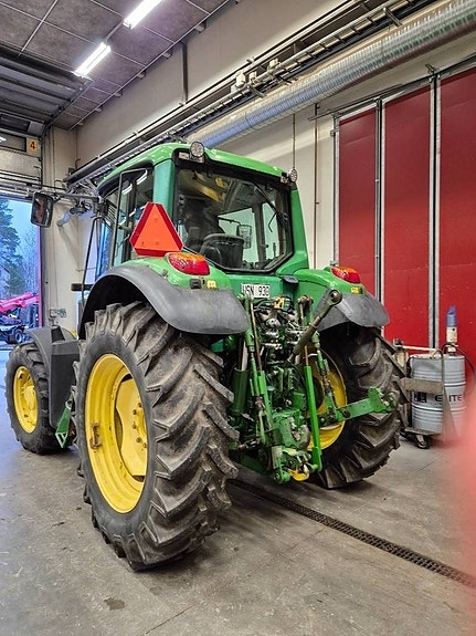 John Deere 6820 3 of 6