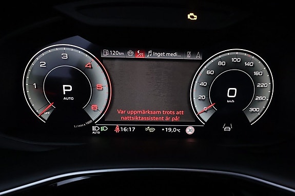 Audi Q8 13 of 27