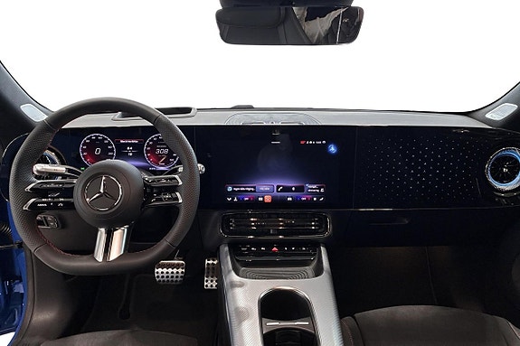Mercedes-Benz CLA350 7 of 18