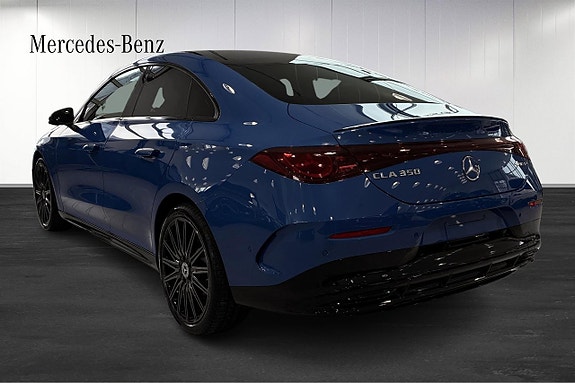 Mercedes-Benz CLA350 4 of 5
