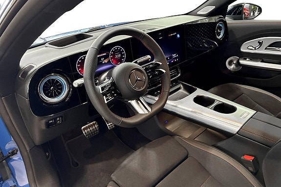 Mercedes-Benz CLA350 6 of 18
