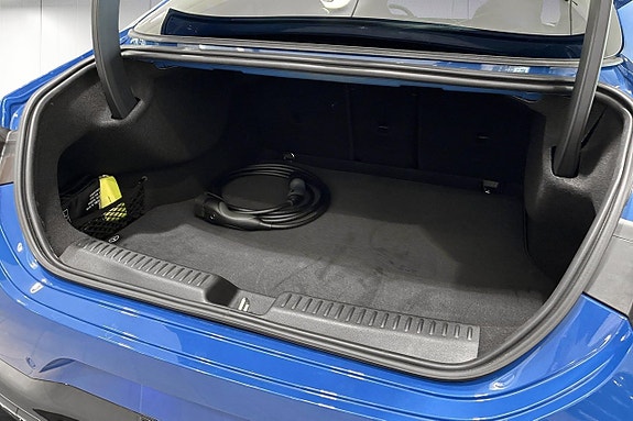 Mercedes-Benz CLA350 18 of 18