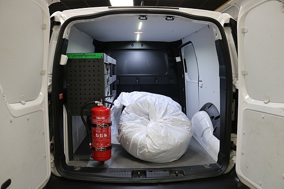 Volkswagen Caddy Maxi 7 of 27