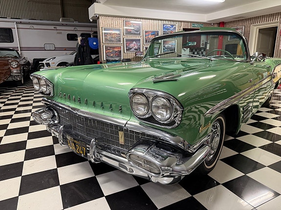 Pontiac Chieftain 10 of 28