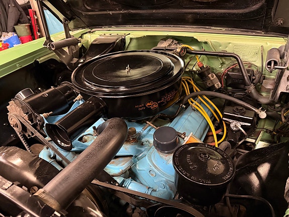 Pontiac Chieftain 22 of 28