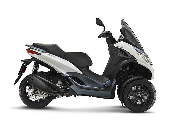 Piaggio MP3 300 HPE /OUTLET!/Beställningsvara