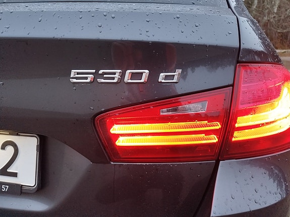 BMW 530d 2 of 5