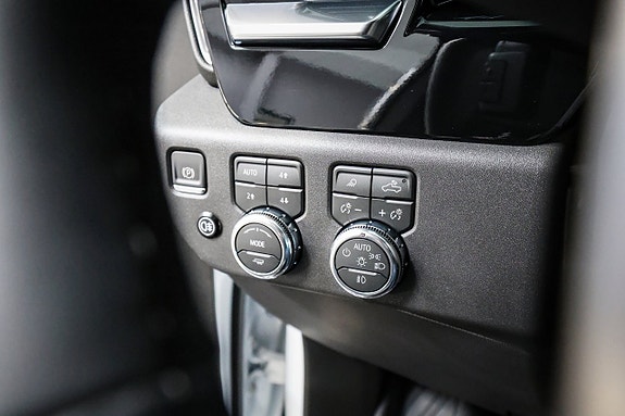 GMC Sierra 22 of 30