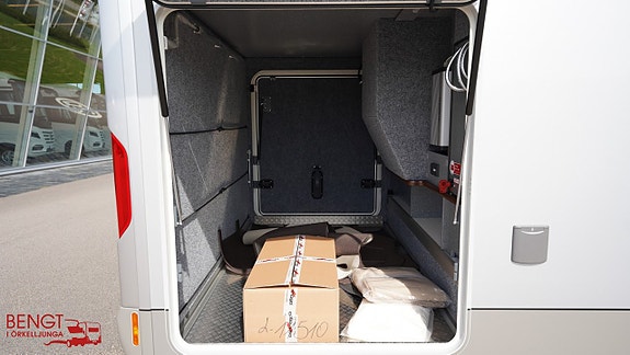 Carthago chic s-plus I 61 XL Iveco 6.7 t | KAMPANJ - DRAGKROK 3500 KG 4 of 21