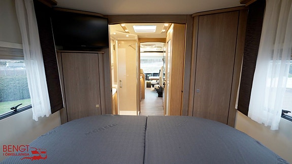 Morelo Palace 90 M - Iveco | Queenbädd | KAMPANJ 15 of 21