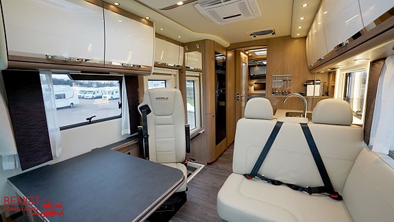 Morelo Palace 90 M - Iveco | Queenbädd | KAMPANJ 8 of 21