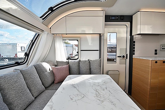 Adria 572 UT Adora, Långbäddar 7 of 27