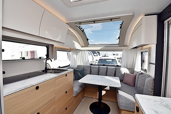 Adria 572 UT Adora, Långbäddar 20 of 27