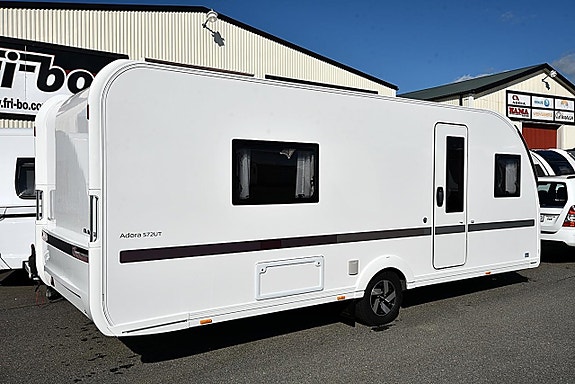 Adria 572 UT Adora, Långbäddar 26 of 27