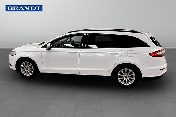 Ford Mondeo 3 of 5