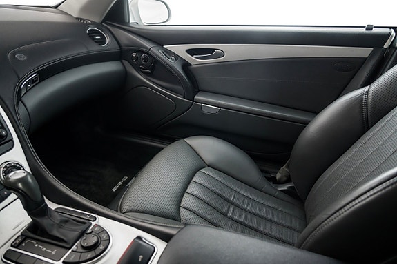Mercedes-Benz SL55 19 of 26
