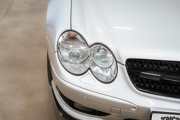 Mercedes-Benz SL55 9 of 26