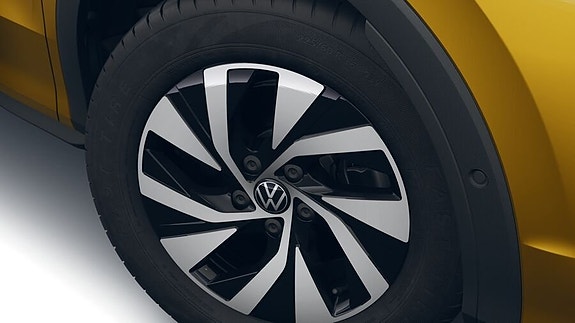 Volkswagen T-Roc 6 of 8