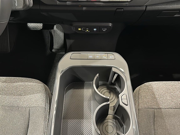Kia EV5 11 of 15