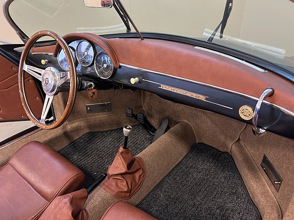 Porsche 356 19 of 23