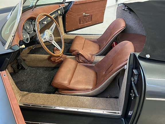 Porsche 356 14 of 23