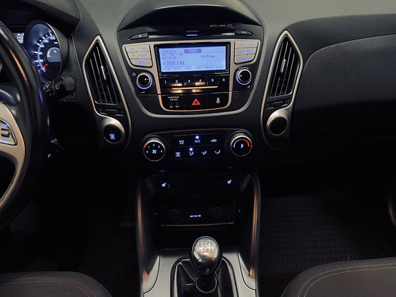 Hyundai ix35 11 of 23