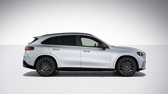 Mercedes-Benz GLC400 5 of 5