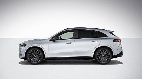 Mercedes-Benz GLC400 2 of 5