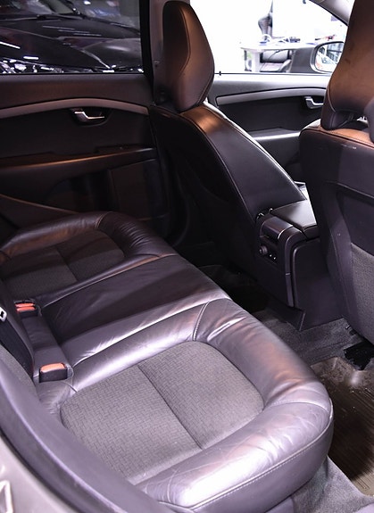 Volvo V70 10 of 10