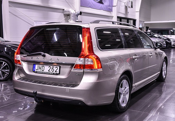 Volvo V70 5 of 5