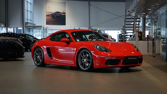 Porsche 718 Cayman