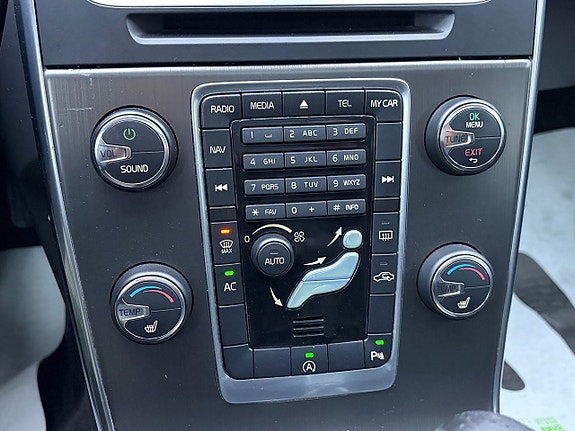 Volvo V60 16 of 19