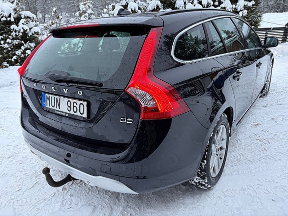 Volvo V60 7 of 19