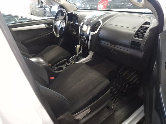 Isuzu D-max 7 of 26