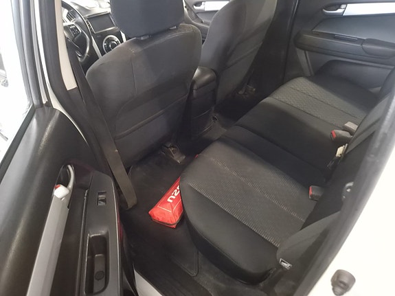 Isuzu D-max 25 of 26