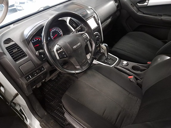 Isuzu D-max 7 of 26