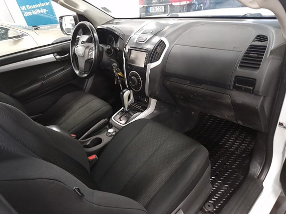 Isuzu D-max 8 of 26