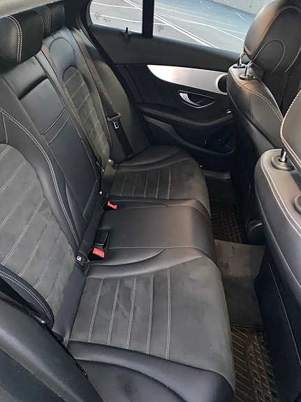 Mercedes-Benz C200 5 of 5