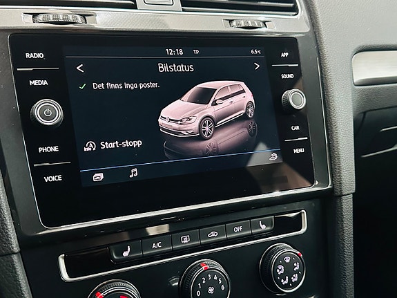 Volkswagen Golf VII 19 of 21