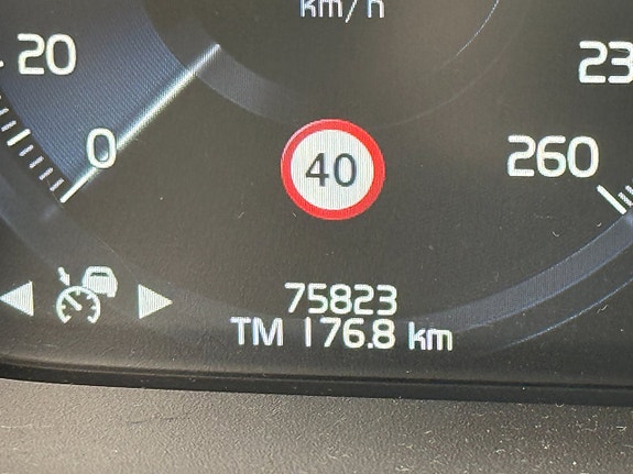 Volvo V60 15 of 17