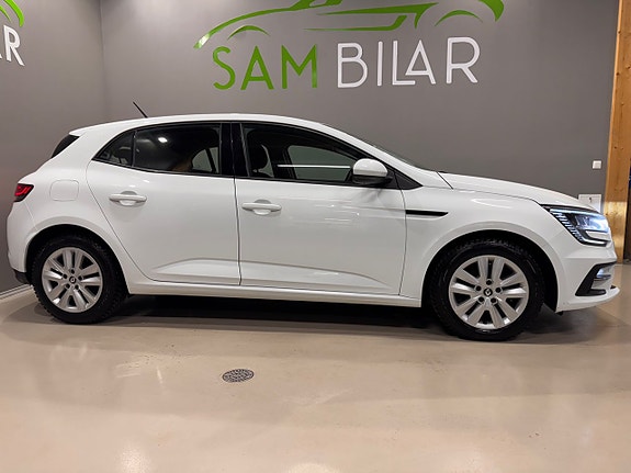 Renault Megane 2 of 5