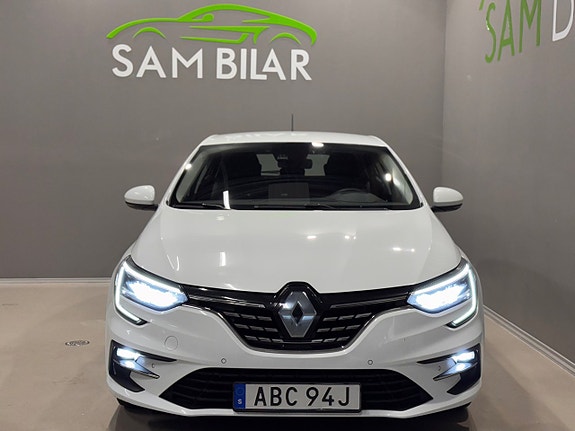 Renault Megane 4 of 5