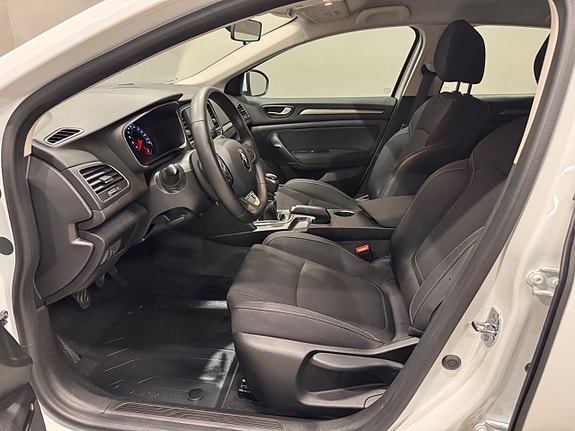 Renault Megane 11 of 16