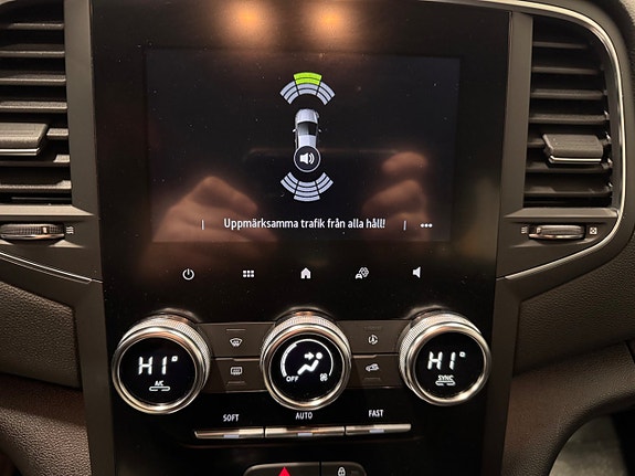 Renault Megane 15 of 16