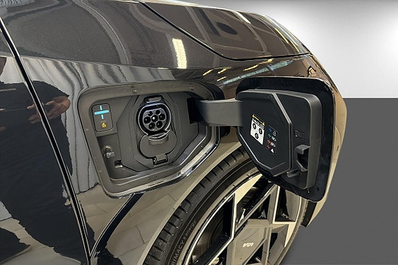 Kia EV4 16 of 19