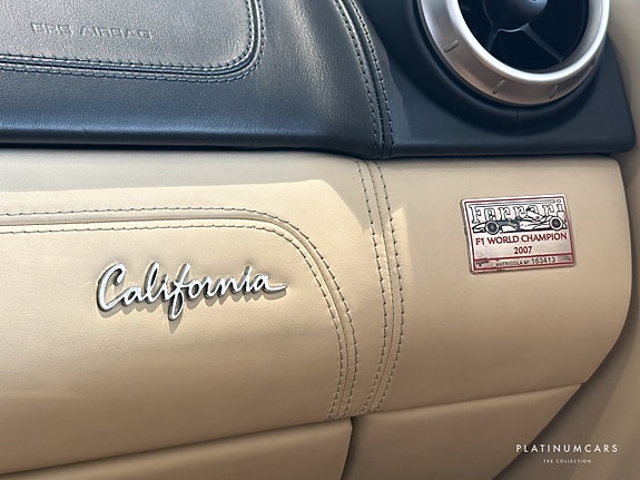Ferrari California 10 of 14